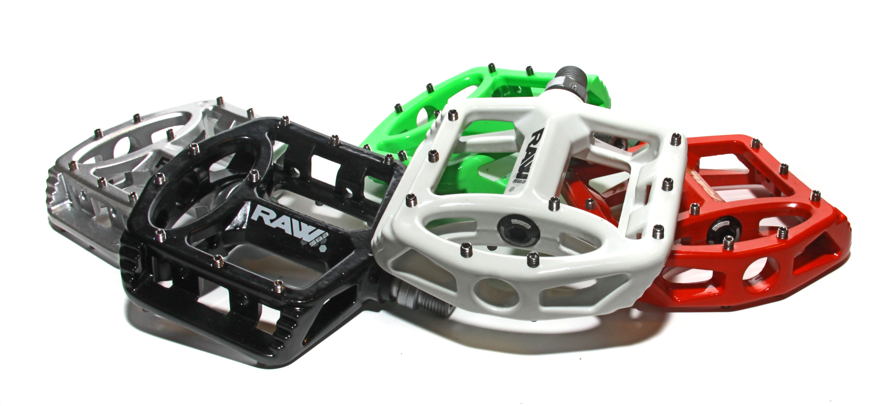 Blog RC Focus produit les nouvelles p dales SB3 Unicolor
