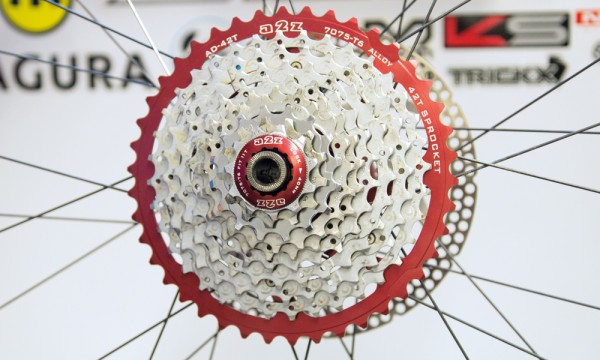 kit de conversion A2Z cassette Shimano 40 dents 42 dents pignon 16 couronne narrow wide 1x10 style 1x11 Sram XO1 XX1 alu anodisé rouge ecrou serrage alu