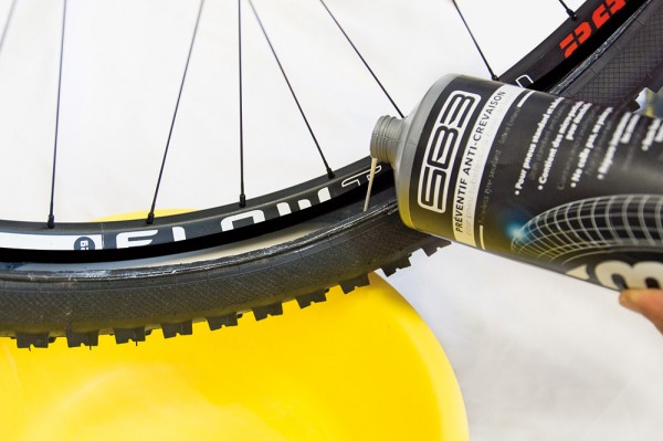 préventif tubeless SB3 montage jante easy latex sealant