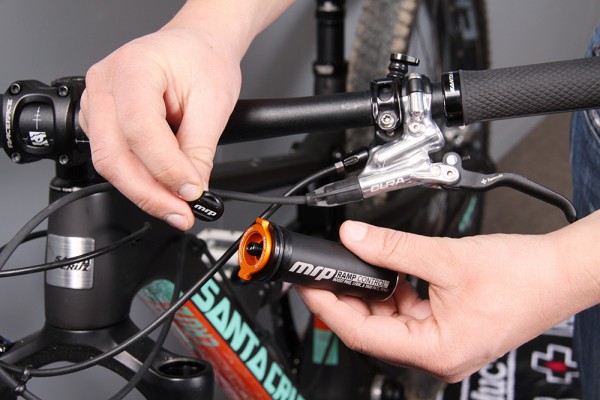 tutto montage cartouche upgrade pour rockshox sram ramp control rs pike boost 